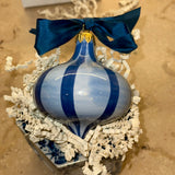 Mary Frances Carter Bauble: Parisian Ballon