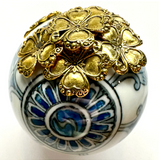 Ceramic Ball Frame with Clovers
